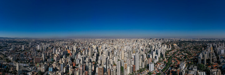Fototapeta premium Sao Paulo: Sea of ​​buildings