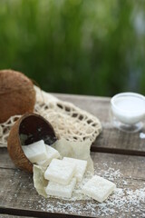 In coconut marmalade and coconut milk. View from above.
