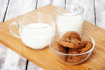 Breakfast of fresh milk and cookies