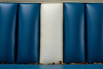 Blue and white relief stripes.