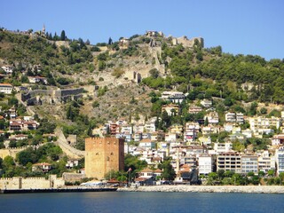 Fototapeta na wymiar view of the old town of alanya