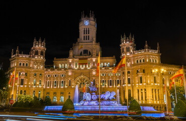 Fototapeta na wymiar Beautiful night view of Cibeles Square (Plaza de Cibeles) - Madrid, Spain