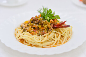 pasta, spaghetti, food, meal, plate, italian, dinner, sauce, tomato, dish, cuisine, noodles, lunch, white, shrimp, delicious, bolognese, cheese, meat, basil, healthy, gourmet, seafood, red, salad