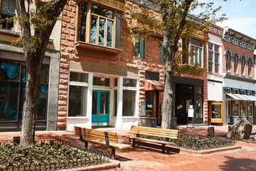 Shops, retail business and restaurants along Pearl Street Mall, a pedestrian mall in Boulder...