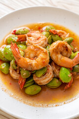 Stir-Fried Twisted Cluster Bean with Shrimp