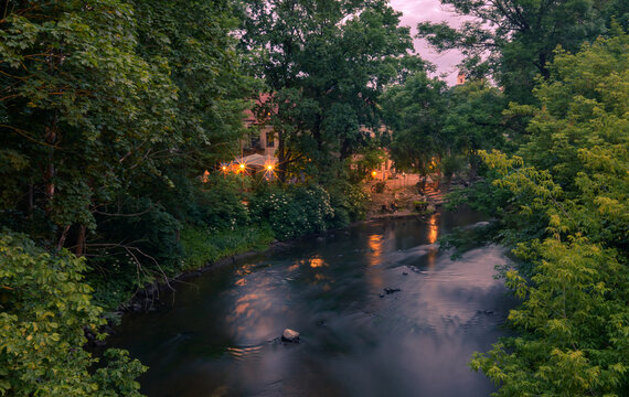 Lights of bohemic Užupio ("over the river") district
