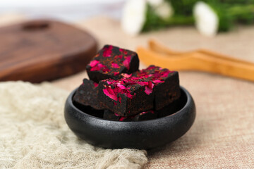 Rose tea and brown sugar.