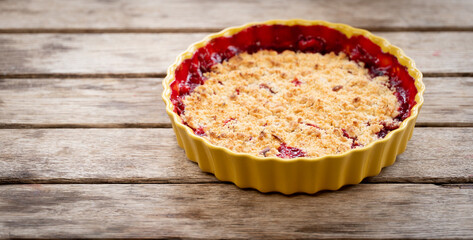 strawberry crumble pie home made