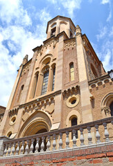 Fototapeta na wymiar Iglesia San Cebrian Tiana Barcelona España