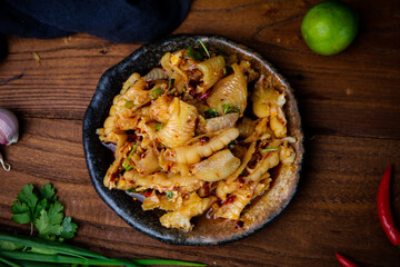 Cooking chicken feet