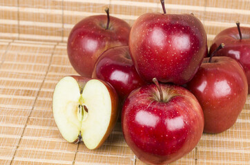 Dish with apples