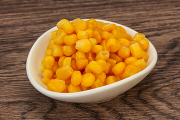 Sweet corn seeds in the bowl