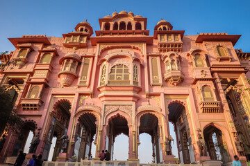 Obraz premium Patrika Gate, The ninth gate of Jaipur located at Jawahar Circle Garden in Jaipur, Rajasthan India. This is one of attraction tourist in Pink city in Rajasthan.