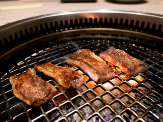 高級焼肉黒毛和牛【クラシタ】