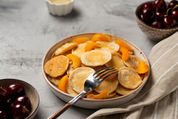 mini pancakes with apricot and cherry