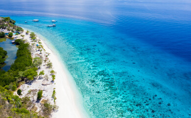 Fototapeta na wymiar White sand beach and seashore, Cebu, Philippines
