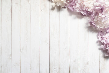 紫陽花と白い木目調の床 フレーム