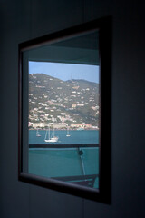 Fototapeta na wymiar view from the window to the sea