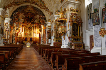 Fototapeta na wymiar Klosterkirche in Raitenhaslach