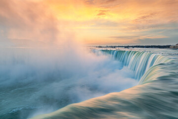 sunrise over Niagara falls - obrazy, fototapety, plakaty