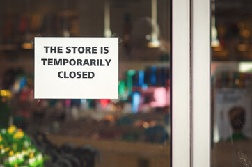Paper with information about temporary closure of the store based on measures against the spread of...