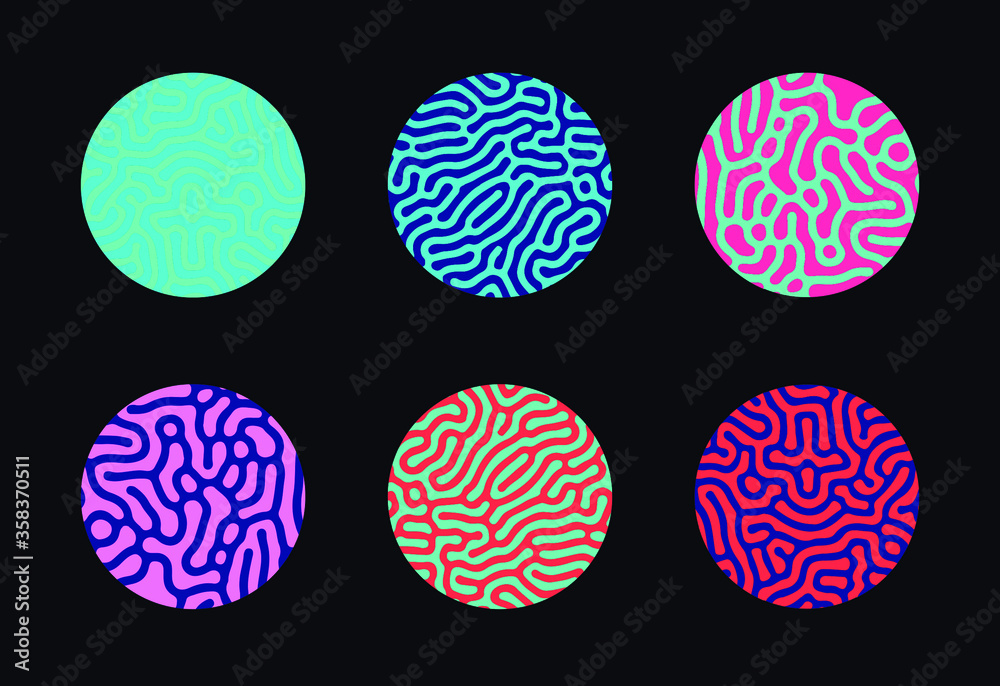 Aufkleber Set of circles with Reaction–diffusion or Turing pattern made by generative art computer algorithm that models chemical and physical phenomena.