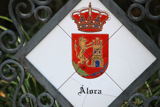 Escudo de armas de la ciudad de Álora, ciudad de la provincia de Málaga (España)
