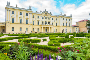 Białystok Podlasie pałac park branickich Pałac zamek ogród krzewy © Dariusz
