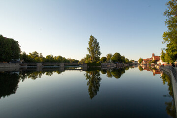 Fototapeta na wymiar the river Isar in Landshut (near Munich) before sunset