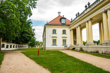 Białystok Podlasie pałac branickich zamek kolumny kolumnada zabytek © Dariusz