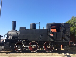 Fototapeta na wymiar Freight locomotive at the railway station in Pula
