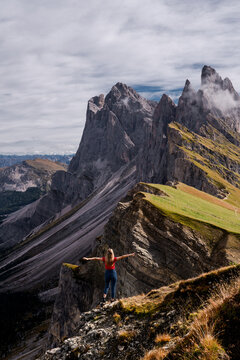Fermeda Ridge Fermeda Billeder – Gennemse 383 stockfotos, vektorer og videoer | Adobe ...