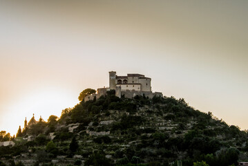Obraz premium Church, village and mountain landscape in Arta, Majorca