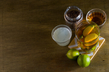  A Tradicional Brazilian tea Mate with lemon.