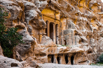 It's Nabataean delubrum of the Siq al-Barid (Little Petra) in Jordan.