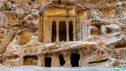 It's Nabataean delubrum of the Siq al-Barid (Little Petra) in Jordan.