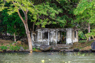 Obraz premium It's House on the bank of the river, Nicaragua