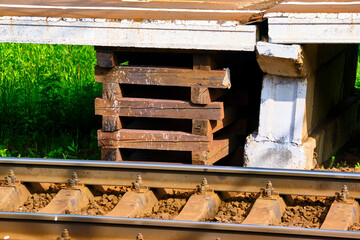 homemade support for the platform railway color