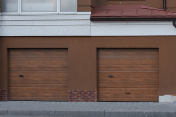 garage row of garages in a large house 