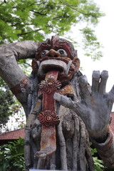 Fototapeta na wymiar Statue du palais de Tirta Gangga à Bali, Indonésie