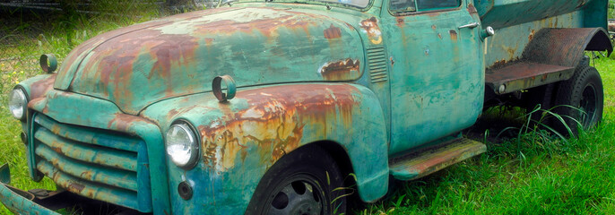 Rusty old truck 