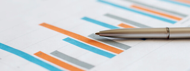 Fototapeta premium Stock chart with pen. Business concept