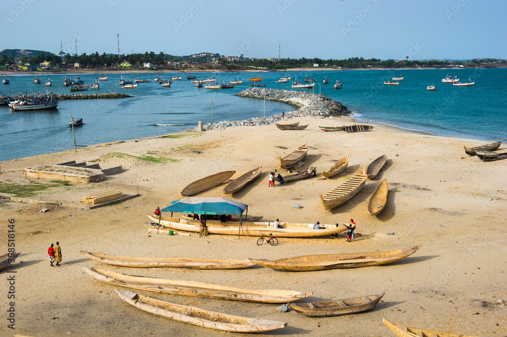 Wall mural It's Boat on the coast of Elmira in Ghana