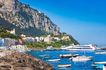 Fototapeta na wymiar Beautiful Marina Grande, Capri Island, Italy.