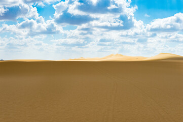 Fototapeta na wymiar It's Dunes in the Sahara desert in Egypt