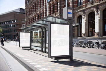 Urban City Bus Stop Poster Display Mockup - obrazy, fototapety, plakaty