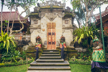 Balinese Hindu statues on the entrance, Ubud Palace, Gianyar, Bali