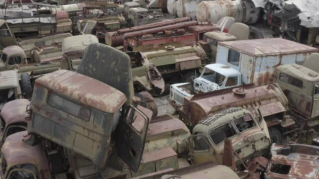 
Video from the drone. Equipment cemetery in the village of Buryakovka. Radioactive transport that participated in the liquidation of the Chernobyl accident. Remains of burial equipment. Exclusive sho