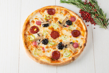 mixed pizza
