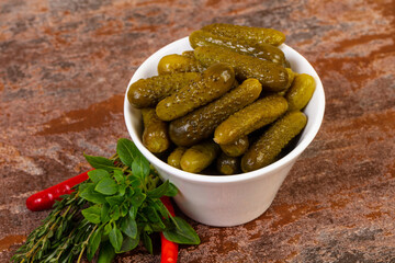 Pickled small cucumbers